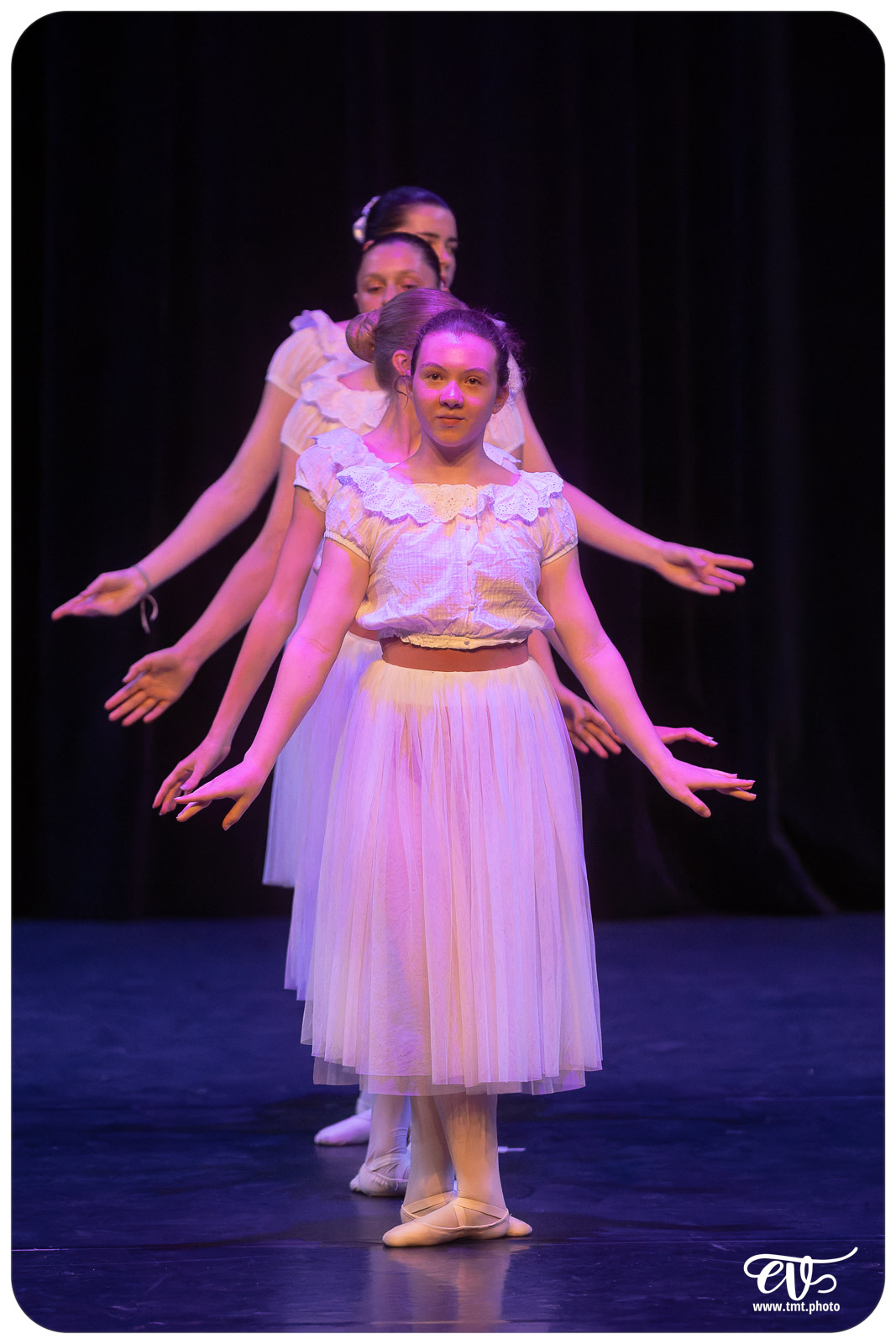 ECOLE DE DANSE CÉCILE ADAMOW